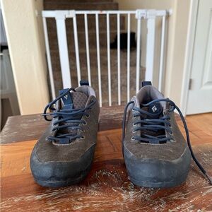 Black Diamond Men's brown and Black Sneakers